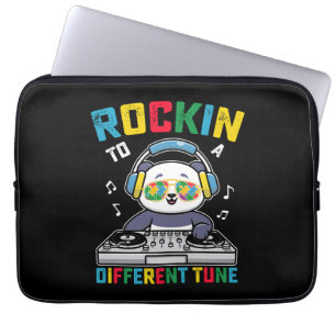 Housse Pour Ordinateur Portable Panda Rockin' sur un air différent pour la sensibi
