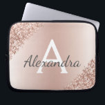 Housse Pour Ordinateur Portable Parties scintillant métallique rose rose vierge Mo<br><div class="desc">Parties scintillant en métal rose et  en métal brillant et Coque Monogramme moderne et élégant. Ce coque peut être customisé pour inclure votre nom initial et prénom et fait un grand cadeau de Noël ou de 16 Anniversaire doux.</div>