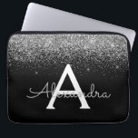Housse Pour Ordinateur Portable Parties scintillant noire en argent Glam Chic Mono<br><div class="desc">Parties scintillant Argent et Noir Faux et Coque Monogramme Élégant Épargne. Ce coque peut être customisé pour inclure votre nom initial et prénom.</div>