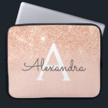 Housse Pour Ordinateur Portable Parties scintillant or rose et monogramme étincela<br><div class="desc">Glam Rose Gold Ombre Faux Parties scintillant et Sparkle Moderne et élégant Coque Monogram. Ce coque peut être customisé pour inclure votre nom initial et prénom.</div>