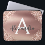 Housse Pour Ordinateur Portable Parties scintillant rose Rose or et Monogramme éti<br><div class="desc">Parties scintillant Rose Rose Gold Faux et Élégant Coque Monogramme Faux Metallic Faux. Ce coque peut être customisé pour inclure votre nom initial et prénom.</div>