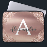 Housse Pour Ordinateur Portable Parties scintillant rose Rose or et Monogramme éti<br><div class="desc">Parties scintillant Rose Rose Gold Faux et Élégant Coque Monogramme Faux Metallic Faux. Ce coque peut être customisé pour inclure votre nom initial et prénom.</div>