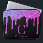 Housse Pour Ordinateur Portable Parties scintillant rose violet ombre étincelante<br><div class="desc">Pink Purple Ombre Sparkle Parties scintillant Drips Monogram manche portable avec notre fausse parties scintillant branchée gouttes dans un arc en ciel ombragé de rose chaud et violet sur un arrière - plan noir chic. Facile à customiser et parfait pour l'école ou le travail! Le luxe est au rendez-vous, votre...</div>