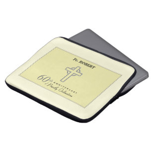 Housse Pour Ordinateur Portable Personnaliser, 60e anniversaire du prêtre Embossé
