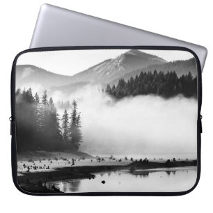 HOUSSE POUR ORDINATEUR PORTABLE PHOTOGRAPHIE À GRANDE ÉCHELLE DU LAC PRÈS DES PINS