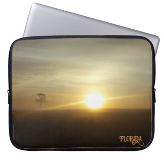Housse Pour Ordinateur Portable Photographie Naturelle du Lever de Soleil Brumeux 