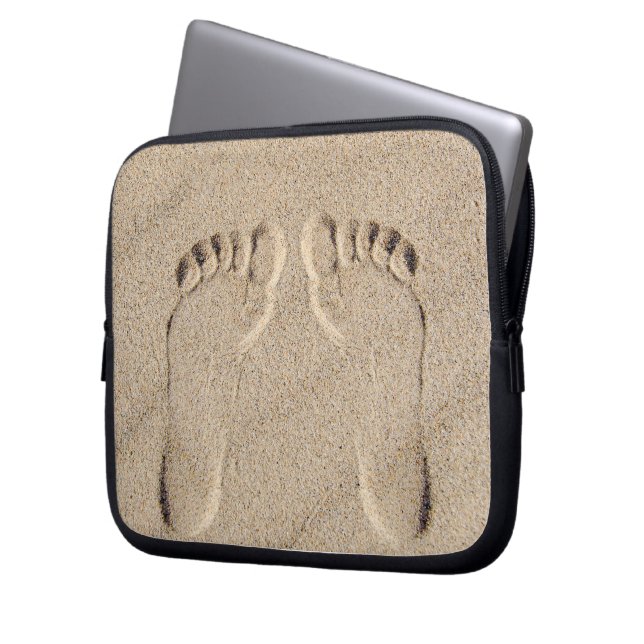 Housse Pour Ordinateur Portable Pieds Nus Dans Le Sable (devant gauche)