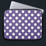 Housse Pour Ordinateur Portable Pois blancs sur ultra violet<br><div class="desc">La couleur de l'année de Pantone pour 2018 est ultra violet.</div>
