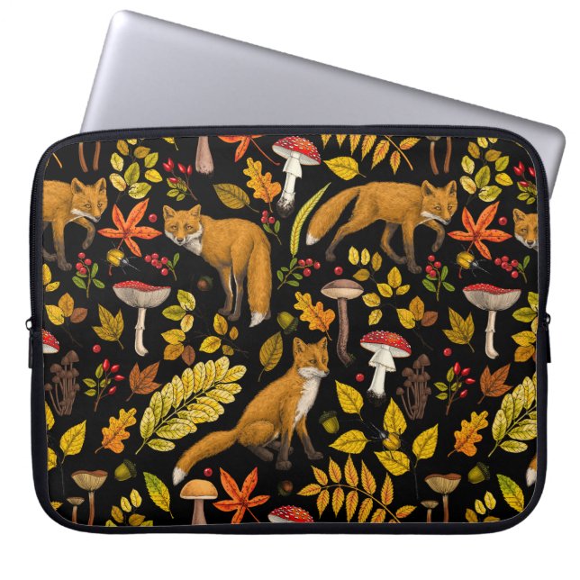 Housse Pour Ordinateur Portable Renard d'automne sur noir (Devant)
