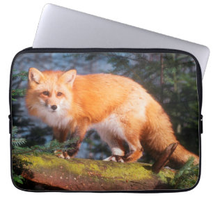 Housse Pour Ordinateur Portable Renard roux sur un rondin