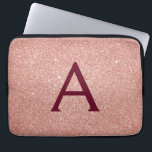 Housse Pour Ordinateur Portable Rose Rose Or Bourgogne Parties scintillant étincel<br><div class="desc">Parties scintillant Blush Pink et Rose Gold Burgundy Faux et Coque Monogramme Élégant. Ce coque peut être customisé pour inclure votre nom initial et prénom.</div>