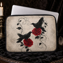 Roses cramoisies des corbeaux gothiques vintage