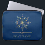 Housse Pour Ordinateur Portable Roue de bateau en or nautique, Bleu marine<br><div class="desc">Cette image présente une roue de bateau en or,  sur un arrière - plan bleu marine.</div>