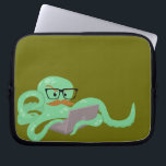 Housse Pour Ordinateur Portable Snarktopus Internet Octopus Portable Sleeve<br><div class="desc">Quoi... qu'est-ce que je vois ? C'est une pieuvre,  avec une moustache,  et des lunettes,  qui regarde Internet ? Je ne comprends pas.</div>