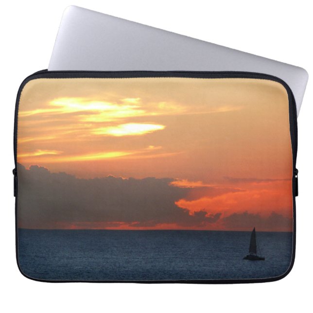 Housse Pour Ordinateur Portable Sunset Clouds and Sailboat Seascape (Devant)