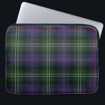 Housse Pour Ordinateur Portable Tartan Clan Sutherland Plaid Purple Green Check<br><div class="desc">Clan Sutherland tartan violet, noir et vert à damiers design manche pour ordinateur portable pour quiconque aime les couvertures classiques et élégantes pour leurs accessoires. Offrez à votre ordinateur portable un endroit confortable pour s'allonger et aider à réduire les rayures. Disponible en tailles 10, 13 et 15 pouces, il est...</div>