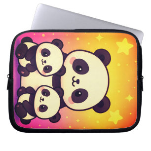 Housse Pour Ordinateur Portable Trio de panda Whimsical dans le paysage de rêve Gr