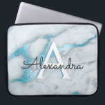 Housse Pour Ordinateur Portable Turquoise bleu et Marbre blanc Monogramme<br><div class="desc">Turquoise bleu et Marbre blanc Coque portable Monogram moderne et élégant. Ce coque peut être customisé pour inclure votre nom initial et prénom. Si vous souhaitez faire correspondre des articles,  veuillez contacter le concepteur.</div>