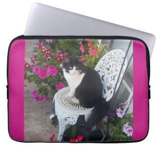 Housse Pour Ordinateur Portable Tuxedo Cat Maroon Dark Pink Cats and Flowers