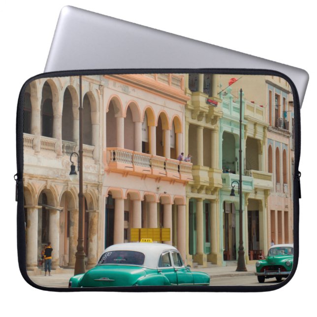 HOUSSE POUR ORDINATEUR PORTABLE VOITURE VERTE SUR LA ROUTE (Devant)
