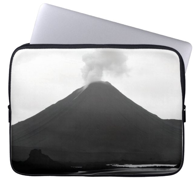 Housse Pour Ordinateur Portable Volcan en éruption noir et blanc (Devant)