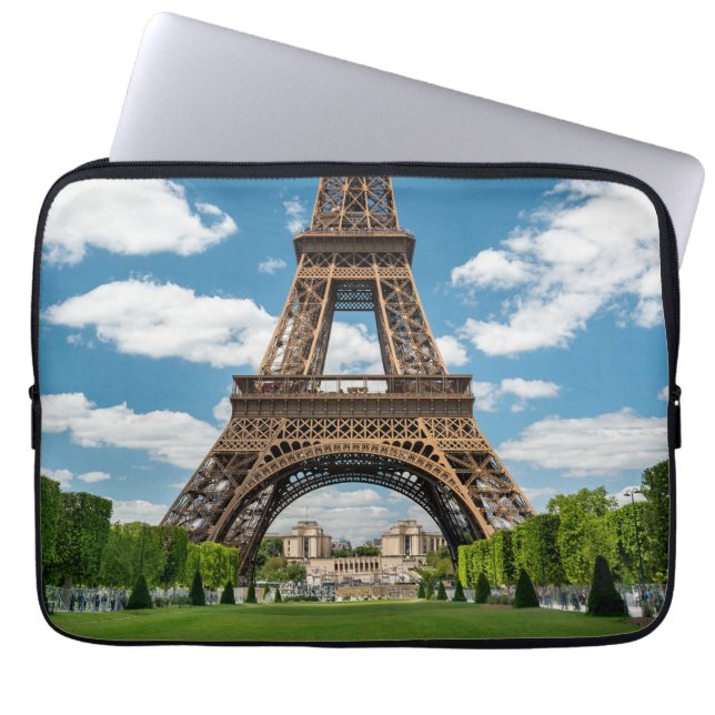 Housse Pour Ordinateur Portable Vue de la Tour Eiffel depuis le parc public Champ  (Devant)