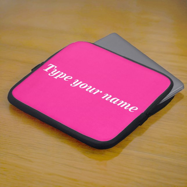 Housse Pour Ordinateur Portable Your Name on Pink Laptop Sleeve (Pink laptop sleeve with your name)