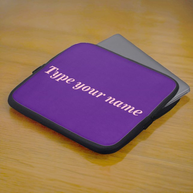 Housse Pour Ordinateur Portable Your Name on Purple Laptop Sleeve (Purple laptop sleeve with your name)