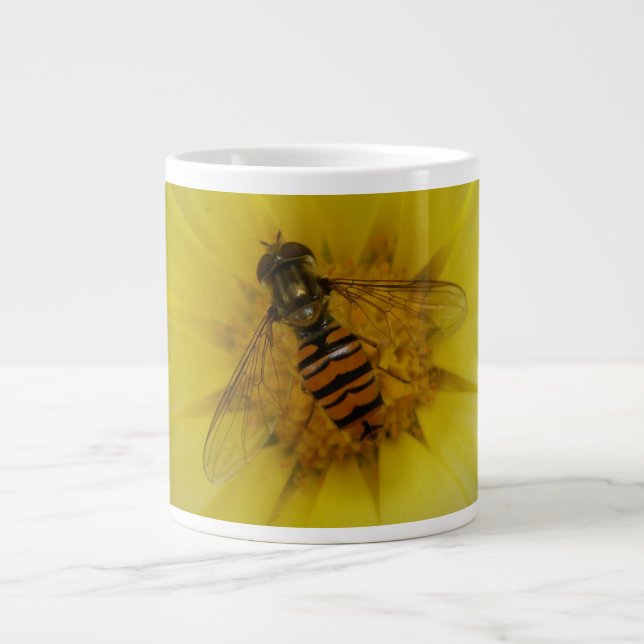 Hoverfly on the Marigold Mug (Devant)