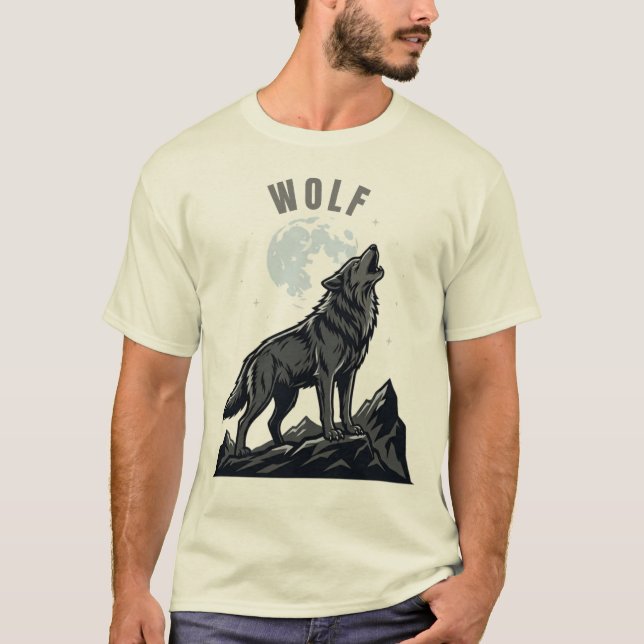 Howling Wolf Moon T-Shirt – Wild Lone Wolf Design (Devant)