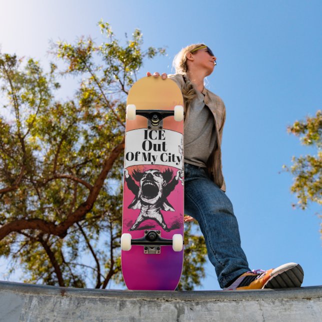 ICE Out of My City Skateboard (Extérieur 1)