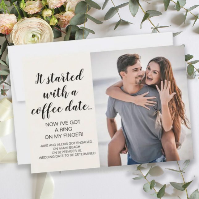 Il A Commencé Avec Le Faire-part Photo Fiançailles (Créateur téléchargé)