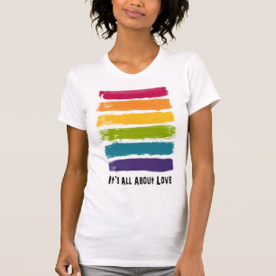Il est tout au sujet de T-shirt d'arc-en-ciel