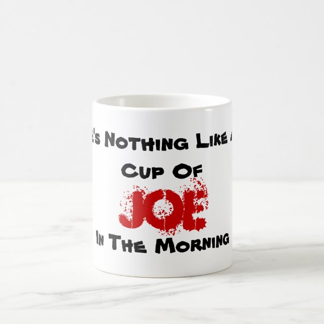 Il n'y a rien comme une tasse chaude de, Joe, (Centre)