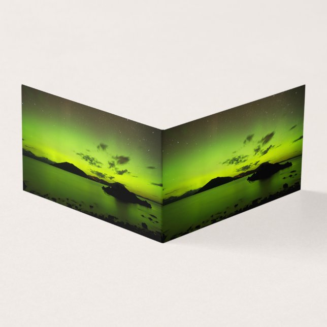 Illuminer Aurora (Outside)