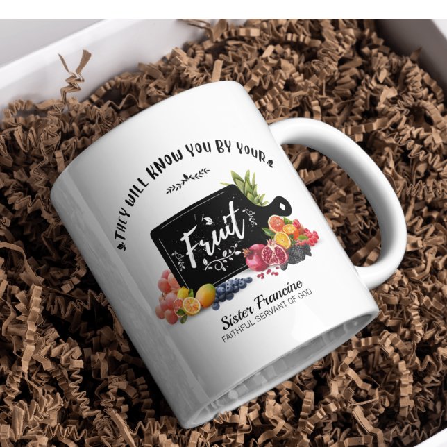 Ils te connaîtront à tes fruits Mug (Personalized Christian mug. A great gift to show how much you care. )