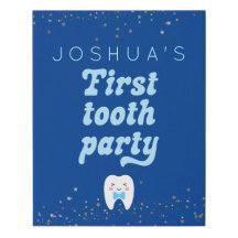 Bébé bleu de la première fête des dents