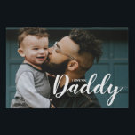 Imitation Canevas Je T'Aime Papa Photo personnalisée<br><div class="desc">Montrez à papa votre amour avec l'impression photo personnalisée "I Love You Daddy" en fausse toile ! Avec votre photo préférée et votre message chaleureux, cette impression élégante et durable est un cadeau parfait pour la fête des pères, les anniversaires ou toute occasion spéciale. Un souvenir unique qu’il chérira pour...</div>