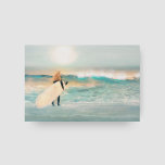 Imitation Canevas Surfer Girl Blue Ocean Waves<br><div class="desc">Surfer girl et surf sur une plage qui regarde vers les vagues tropicales de l'océan,  sur le point d'aller surfer. Image originale KL Stock</div>