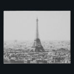 Imitation Canevas Vintage Paris Tour Eiffel Photographie noir blanc<br><div class="desc">Cette belle toile d'art offre une vue plongeante vintage photo de voyage en noir et blanc de la Tour Eiffel et de Paris France.</div>