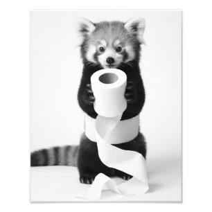 Impression Photo Adorable panda roux tenant du papier toilette mini