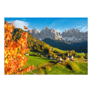 Impression Photo Automne dans un paysage de dolomites avec l'églis