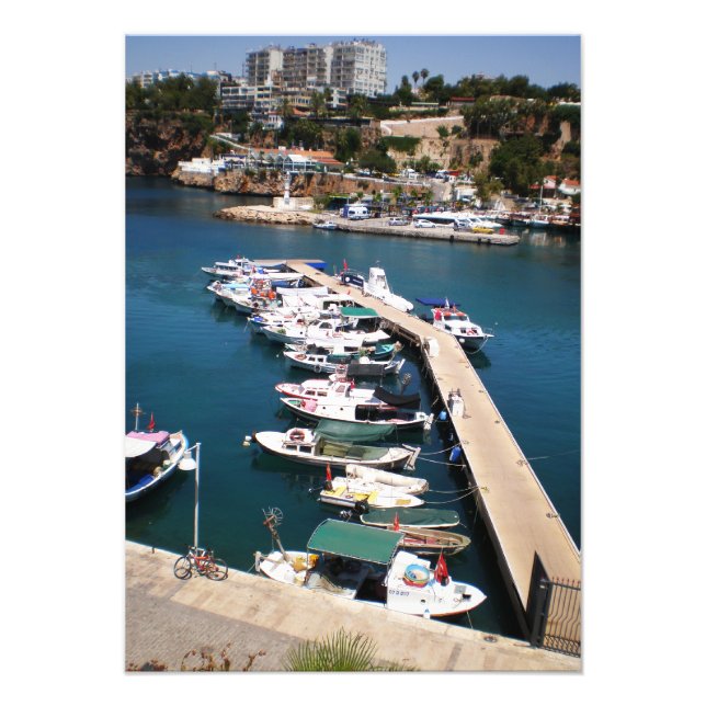 Impression Photo Bay with cruise boats   in old city of Antalya (Devant)