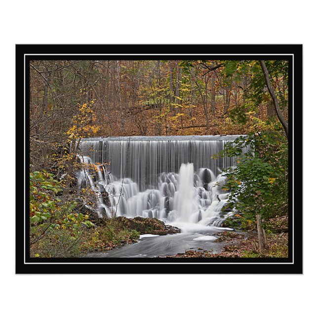 Impression Photo Cascade de bois et feuillage d'automne (Devant)