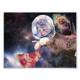 Impression Photo Chat d'astronaute chassant une tranche de pizza
