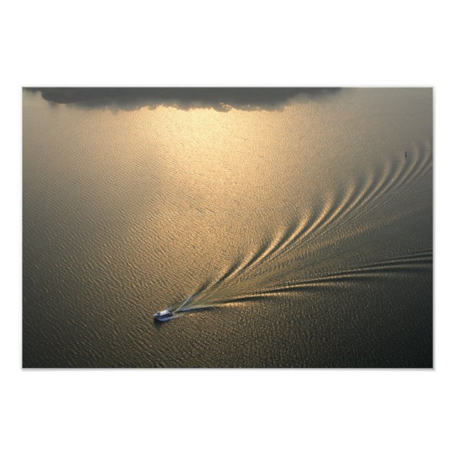 Impression Photo image aérienne d'un bateau dans le lac Gatun Panam (Devant)