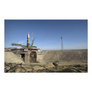 Impression Photo La fusée Soyouz est montée en position 2