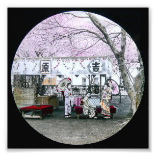 Impression Photo Le geisha japonais vintage s'asseyent sous des