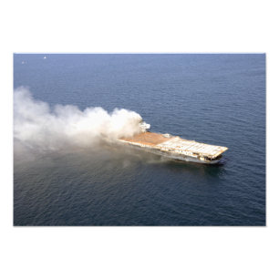 Impression Photo L'ex-Oriskany, un avion déclassé