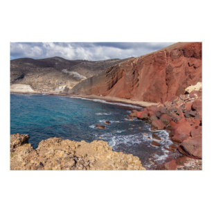 Impression Photo Plage de sable rouge, mer bleue